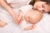mother-and-baby-sleeping-horiz